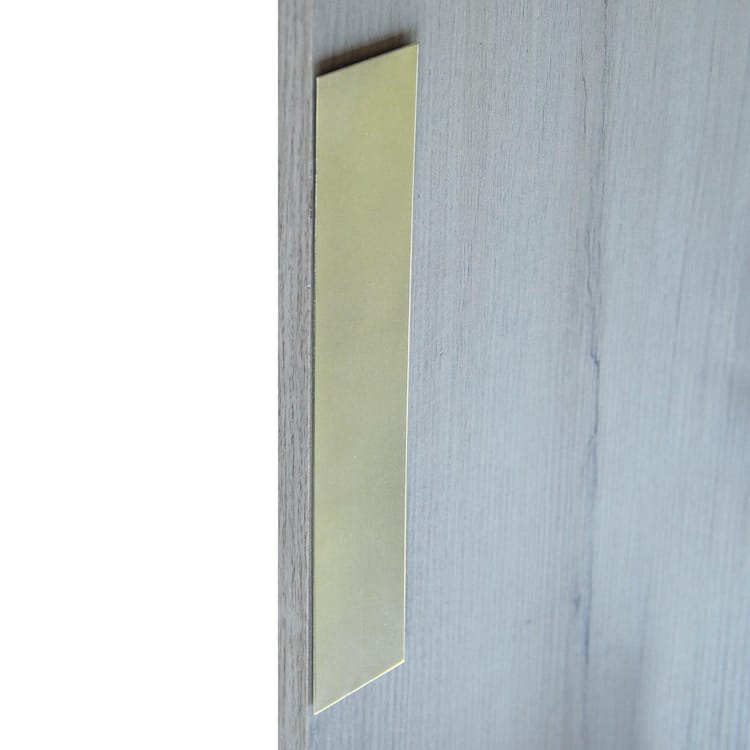 Plaque de propreté adhésive rectangle laiton poli l.5 cm x H.25 cm