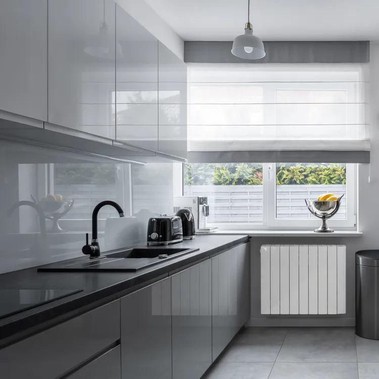 Radiateur électrique connecté à inertie sèche 1500W DELTACALOR Cubo wifi + blanc