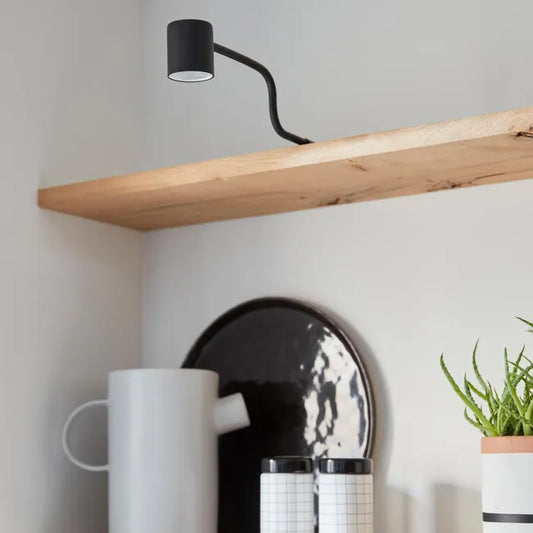 Spot dessus de meuble Sveva, module LED, blanc neutre, noir INSPIRE