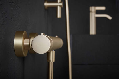 Mitigeur thermostatique douche brossé, ARMANDO VICARIO Mooi. laiton