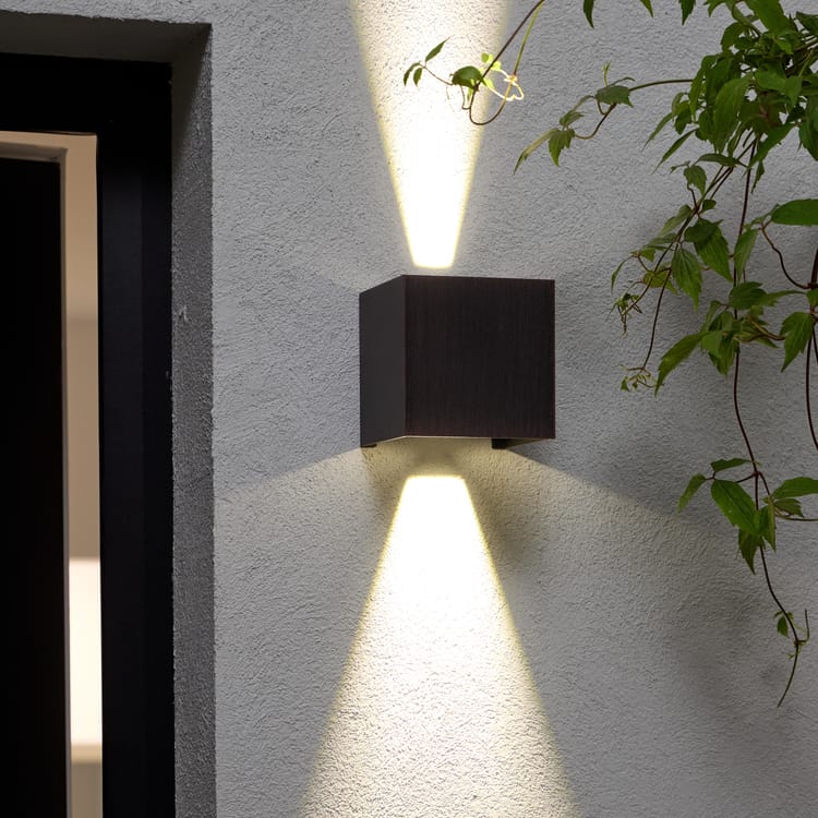 Applique extérieure Led, jeux de lumière Roxbury, 810 lumens, chocolat INSPIRE