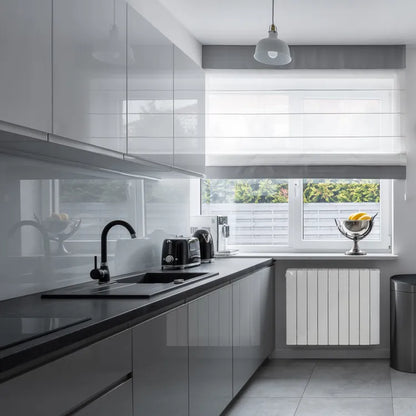 Radiateur électrique connecté à inertie sèche 1500W DELTACALOR Cubo wifi + blanc