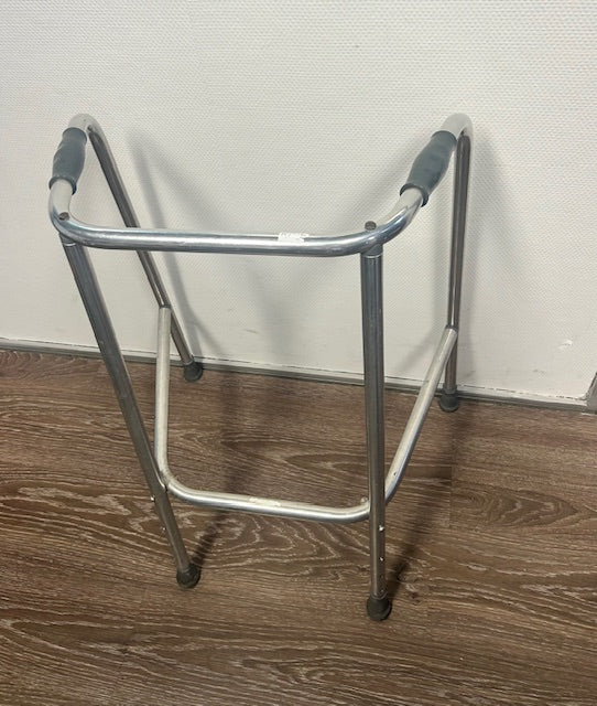 Déambulateur adulte fixe réglable Reconditionné