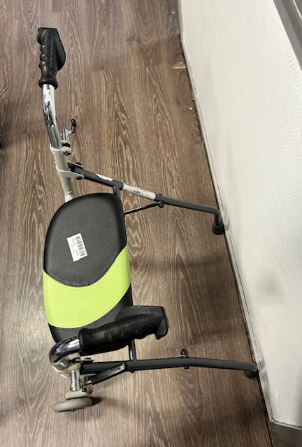 Déambulateur pliable Avec Siège Reconditionné