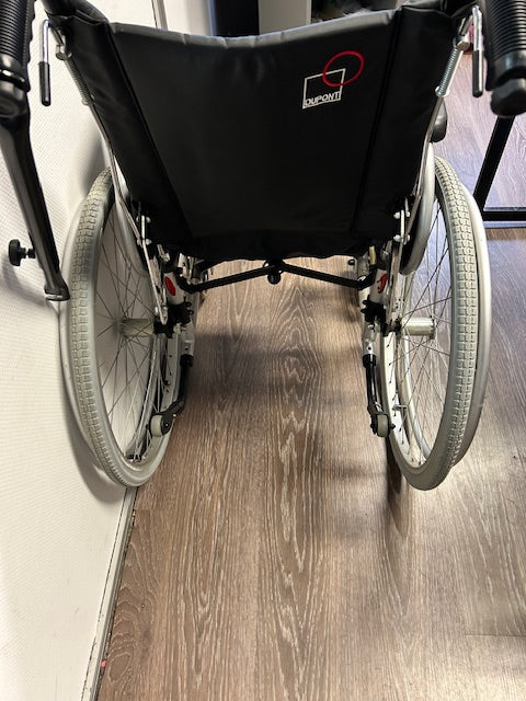 Fauteuil Roulant manuel Priméo – Dupont Médical Reconditioné