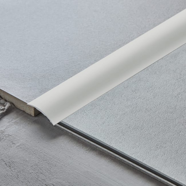 Barre de seuil bombée alu mat auto-adhésive, l.3 cm x L.166 cm ARTENS